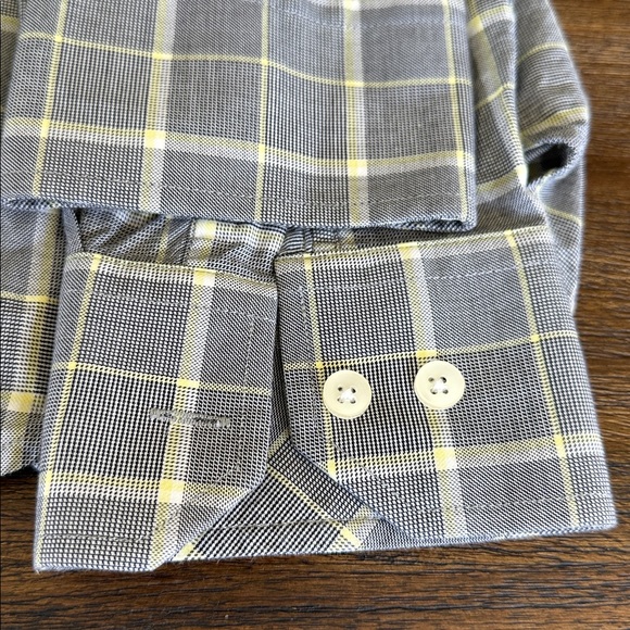 Oscar de la Renta Button Down - Picture 4 of 7